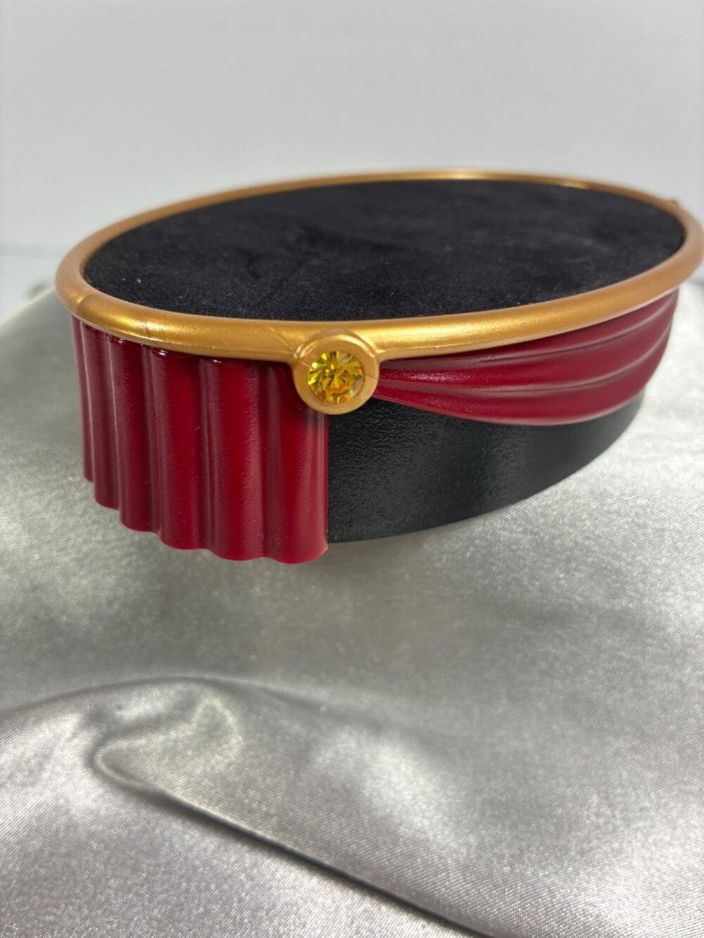 Mini Theater Display Stand Red Curtain Collectible Figure Pedestal Display Base - Picture 2 of 10